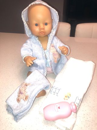 Muñeco bebé con accesorios