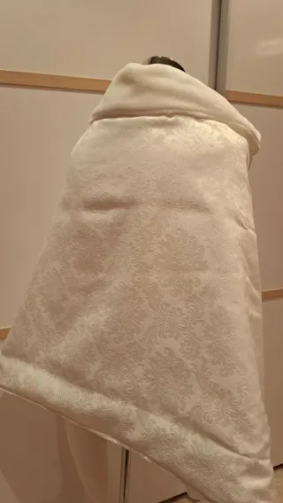 Pañolón brocado blanco