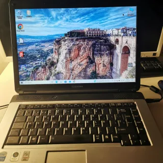 Portátil Toshiba L300