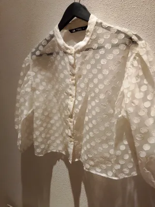 Camisa Zara Blanca Transparente Lunares XS