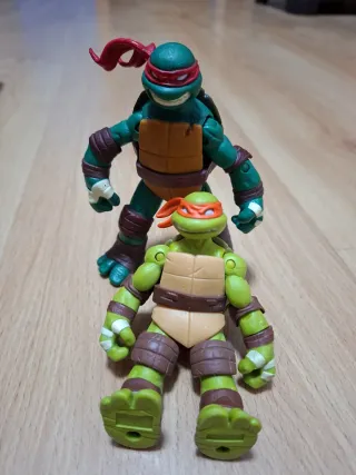 2 Figuras Tortugas Ninja 10 cm