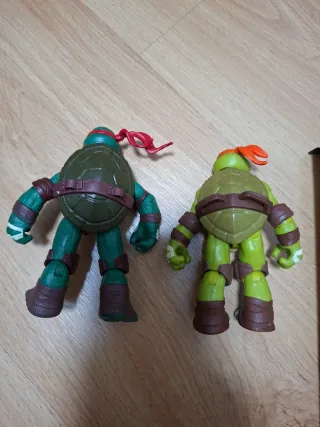 2 Figuras Tortugas Ninja 10 cm