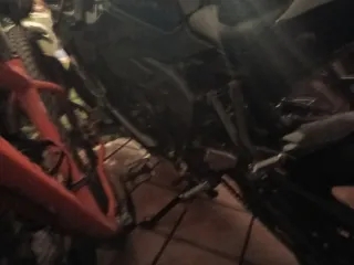 Kawasaki zx4r,  Rozada solo una vez,se cayó parada