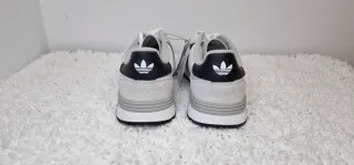 Zapatillas Adidas grises y blancas T43 1/3