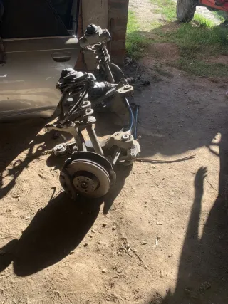 Piezas Audi A6: Puertas, Faros, Asientos