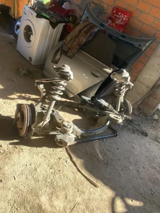 Piezas Audi A6: Puertas, Faros, Asientos