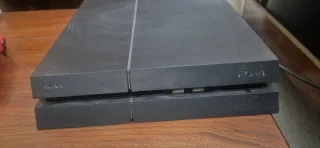 PS4 Negra 500 GB + 2 Mandos