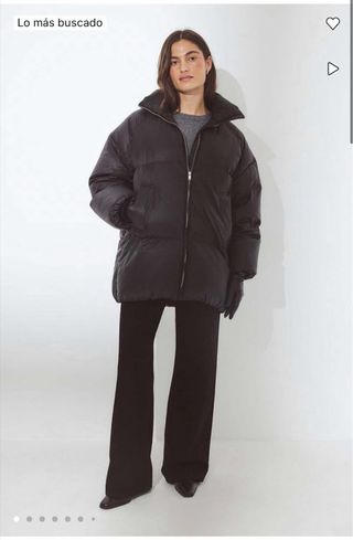 Abrigo Oversized NA-KD Marrón plumas negro