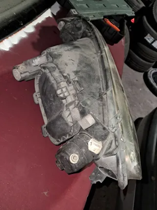 Faros Delanteros Peugeot 206