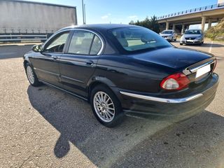 Jaguar X-Type