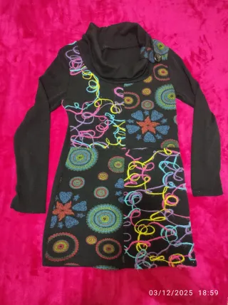 Jersey largo estilo Desigual