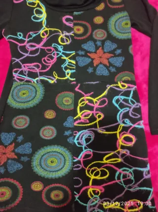 Jersey largo estilo Desigual