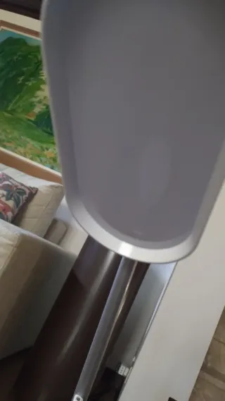 Lampada da scrivania bianca