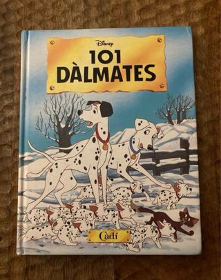 Tres libros Diseny en catalán