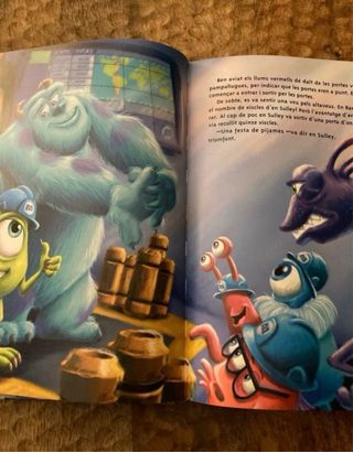 Tres libros Diseny en catalán