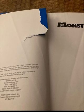 Tres libros Diseny en catalán