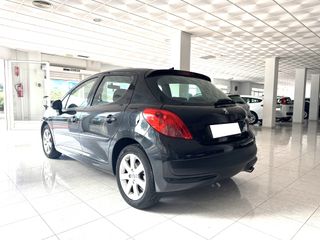 Peugeot 207 1.6HDI 90CV 5p 2006