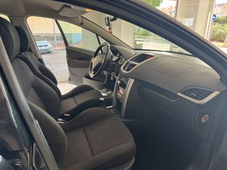 Peugeot 207 1.6HDI 90CV 5p 2006