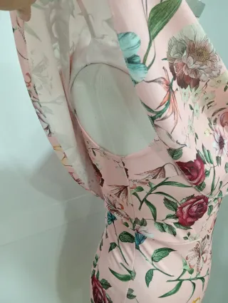 Vestido fiesta estampado floral rosa