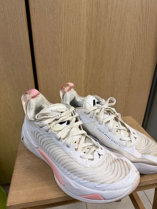 Zapatillas Jordan Adulto Blancas y Rosas
