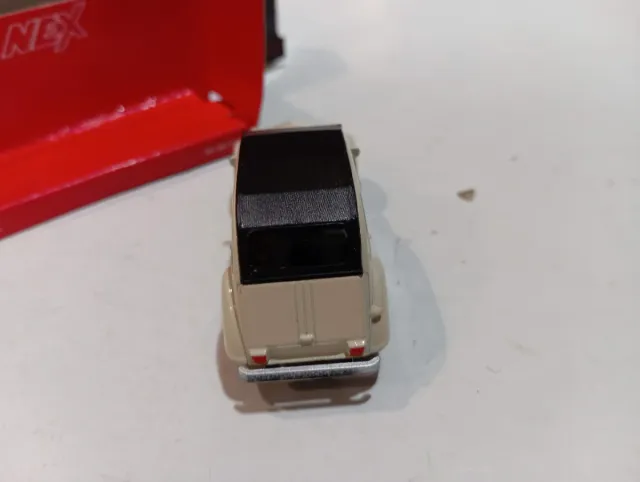 Citroën 2 cv. Escala 1,64 aprox.
