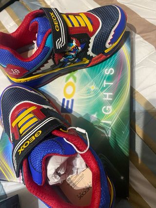 Botas Geox niño azul y rojo