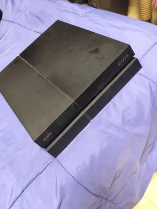 Consola Sony PS4 Negra (Ps4 y Nintendo switch 300)