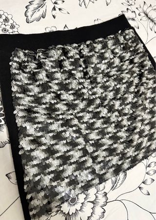 Falda Mango Lentejuelas Negra y gris