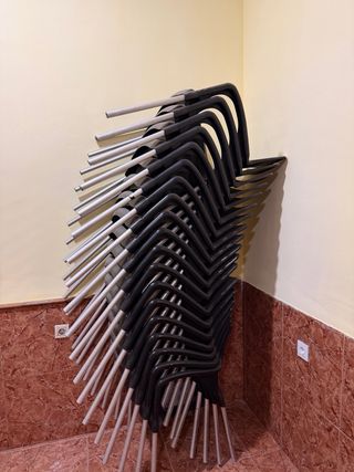 Mesas y Sillas Metálicas Bar