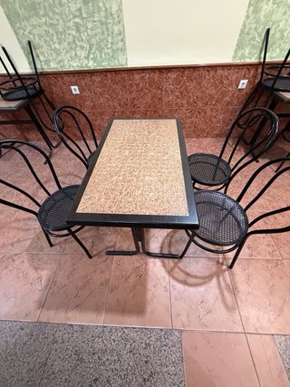 Mesas y Sillas Metálicas Bar