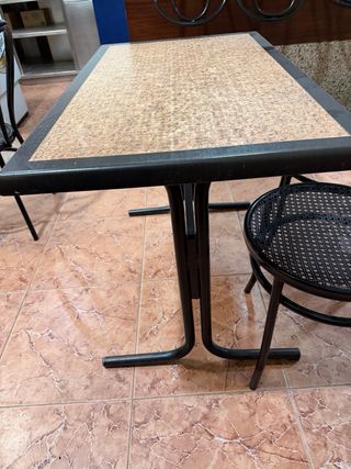 Mesas y Sillas Metálicas Bar