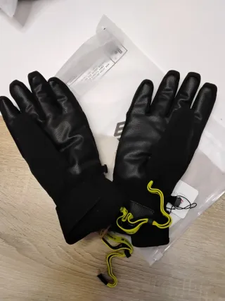 Conjunto Polar y Guantes Siroko Talla S/M