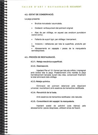 Cama restaurada de principios del siglo XX