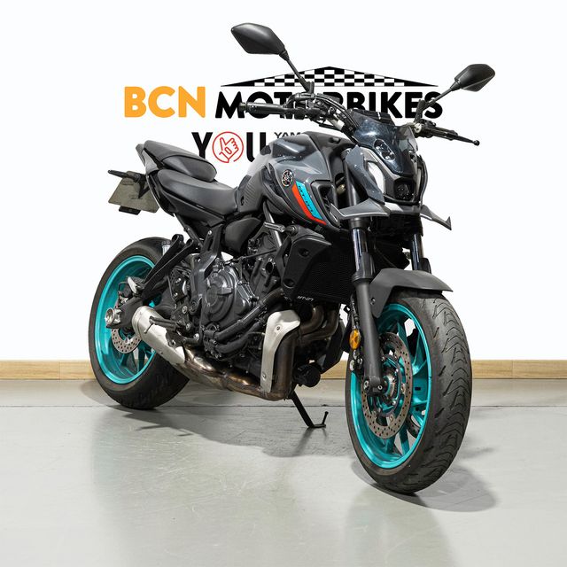 YAMAHA MT-07