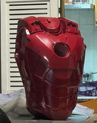 Figura Iron Man Premium Deluxe tamaño real 1;1