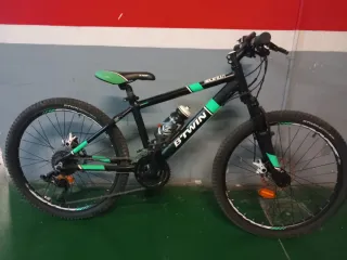 Bicicleta B'Twin Rockrider 700 24