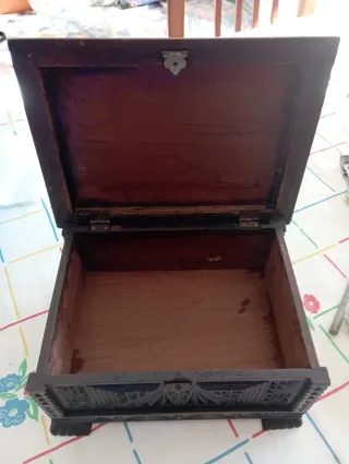 Cofre antiguo 1949 Miguel Rodriguez