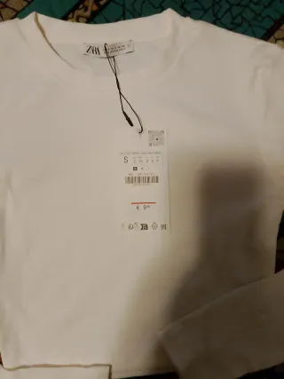 Camiseta ZARA manga larga blanca Talla S
