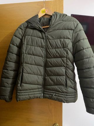 Cazadora acolchada verde mujer