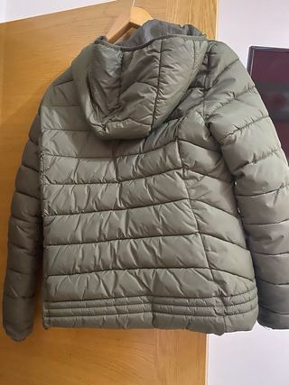Cazadora acolchada verde mujer