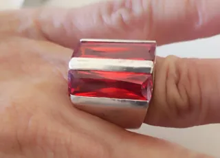 Anillos Plata Ley y Piedras Rojas