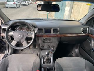 Opel Vectra Caravan SW 2.2 125 CV – Maletero grand
