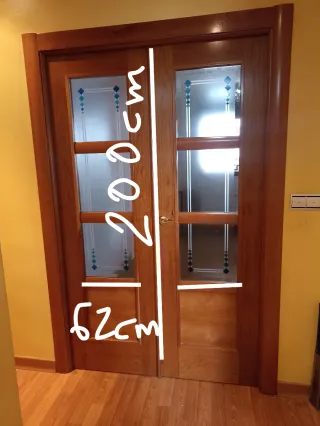 Puertas de madera con cristal
