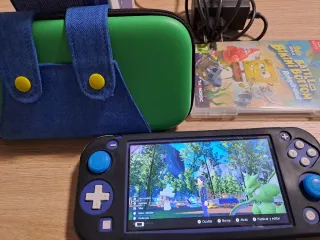 Nintendo Switch Lite Azul + Juego Bob esponja
