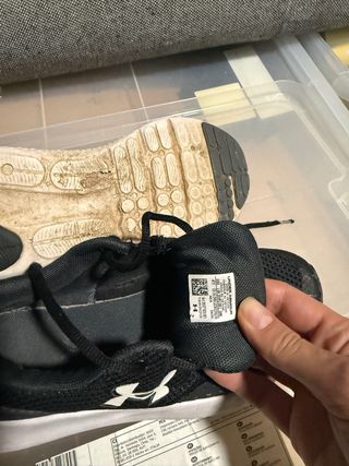 Zapatillas Asics niño talla 36