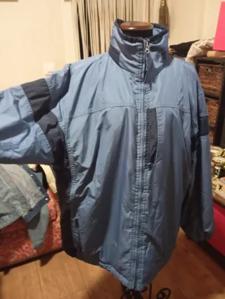 Chaquetón Boomerang Talla 52 con Gorro