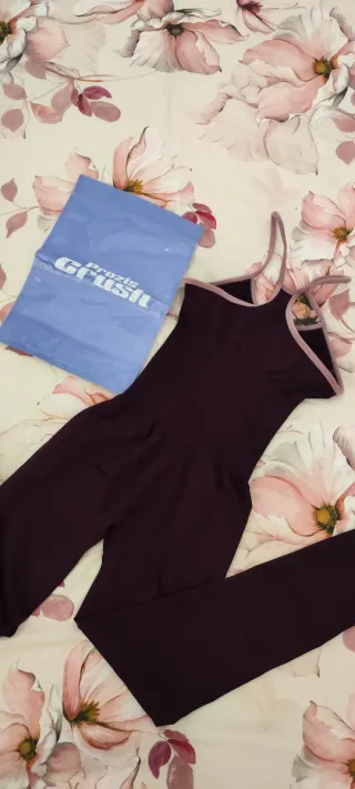 Mono largo Prozis Alpine NRG color vino NUEVO