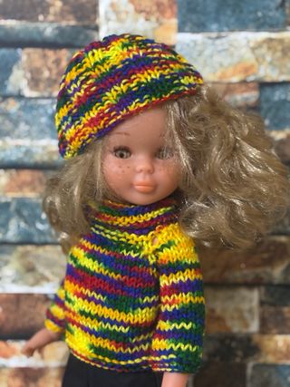 Conjunto Nancy: Jersey y Gorro Arcoíris