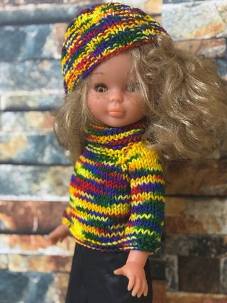 Conjunto Nancy: Jersey y Gorro Arcoíris