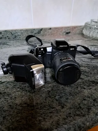 Cámara Pentax Z-10 c9n objetivo AF-330 FTZ